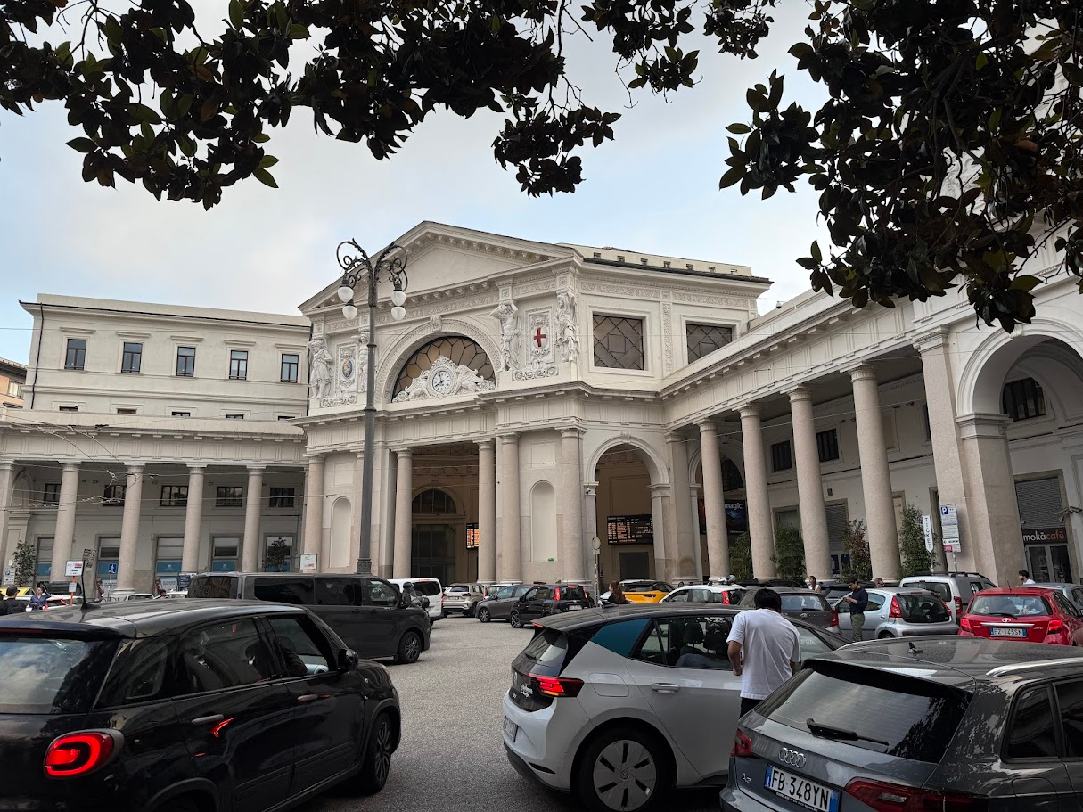 Genoa: A City That Keeps Its Beauty Hidden